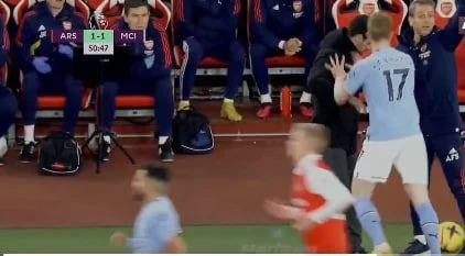 De Bröyne "Arsenal"ın baş məşqçisini itələdi - FOTO 
