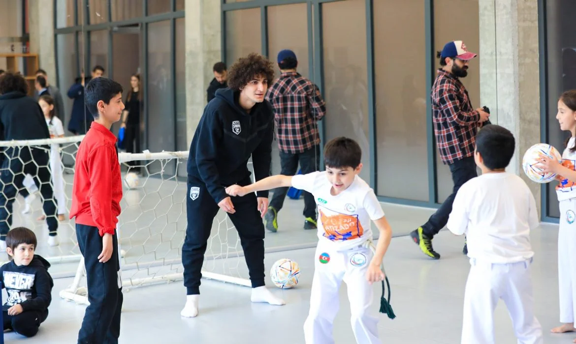 “Sabah”ın futbolçuları DOST İnklüziv İnkişaf və Yaradıcılıq Mərkəzində - FOTOLAR 
