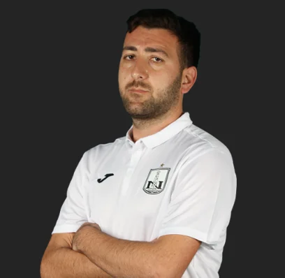 "Neftçi" Əhmədova tapşırıldı 