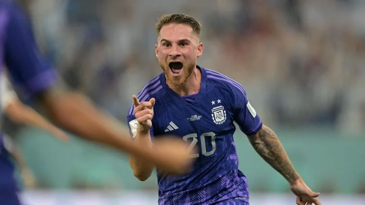 "Brayton"un futbolçusunu 4 İngiltərə nəhəngi istəyir - Bu qiymətə satılacaq 