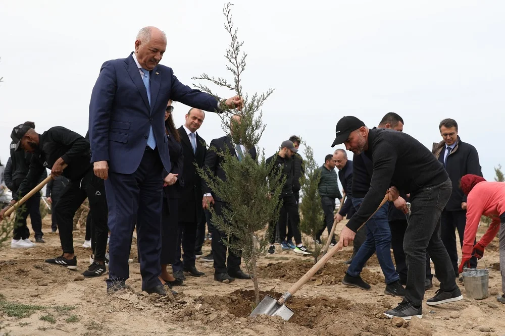 "Qarabağ" ağacəkmə aksiyasına qatıldı - FOTOLAR 
