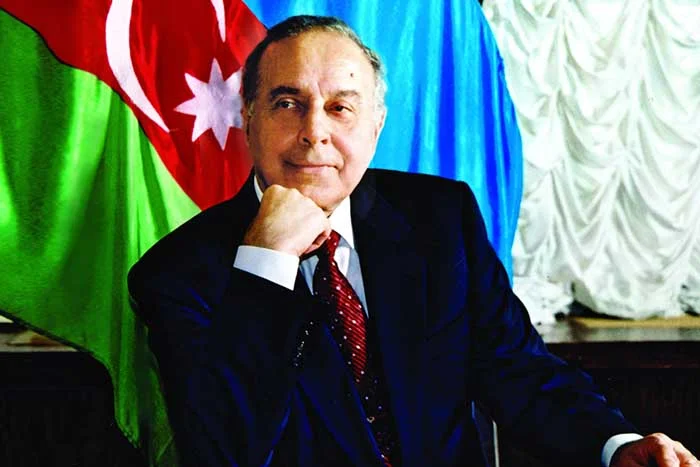 Heydər Əliyevin idmançılarla tarixi görüşləri 