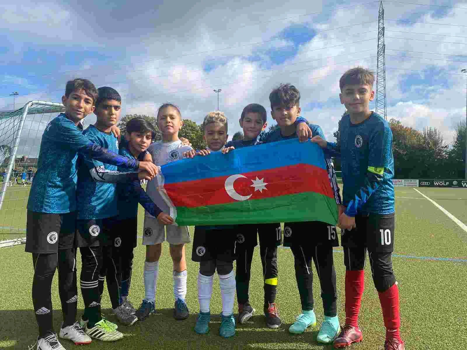 İtaliyadakı turnirdə erməni təxribatı - "Zəngəzur" klubu niyə etiraz etməyib?   