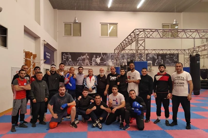 DÇ: Sərxan Əliyev startda məğlub oldu 