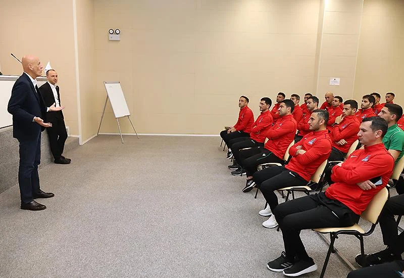 Pyerluici Kollina Bakıda AFFA-nın baş katibi ilə görüşdü - FOTOLAR 