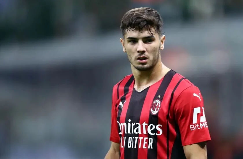 "Milan" "Real"la danışıqlara başladı 