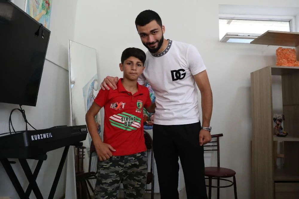 "Qarabağ" rəhbərliyi və futbolçular uşaq sığınacağını ziyarət etdi - FOTOLAR 