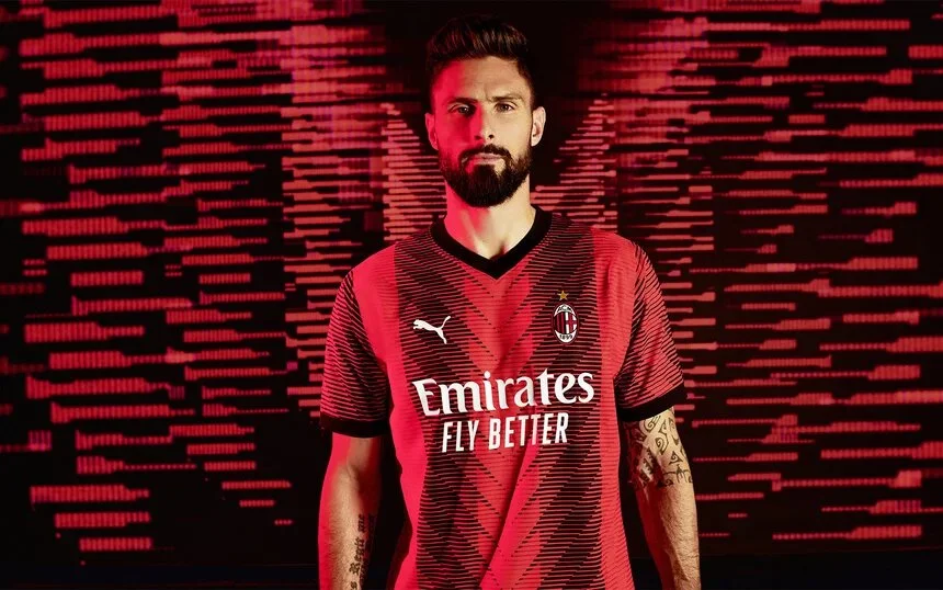 "Milan" gələn mövsüm üçün ev formasını təqdim etdi - FOTOLAR 