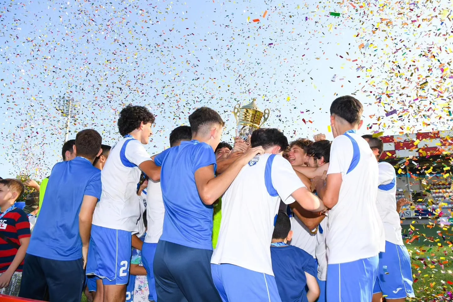 “Sabah” çempionluq kubokuna qovuşdu 