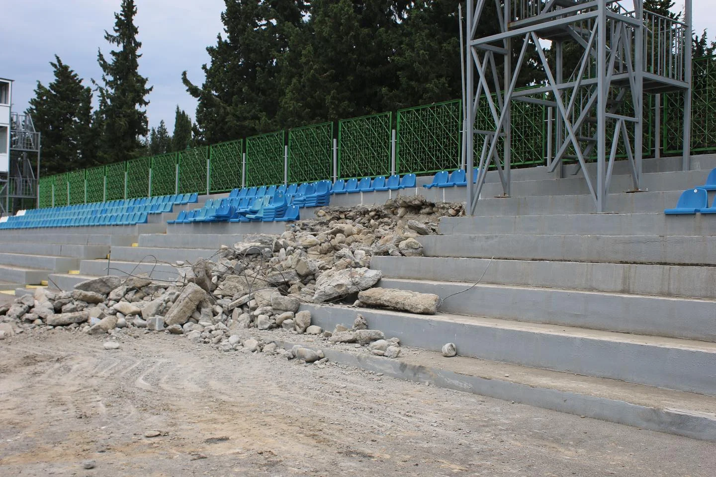 “Turan Tovuz”un stadionunda yenidənqurma işlərinə start verildi - FOTOLAR 