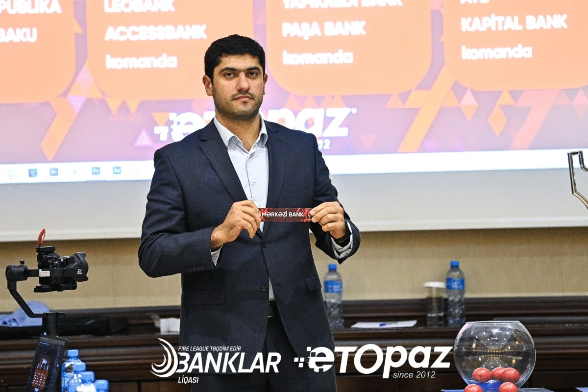 Banklar Liqasının püşkü atıldı 