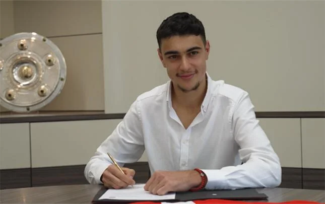 "Bayern"də yeni müqavilə 