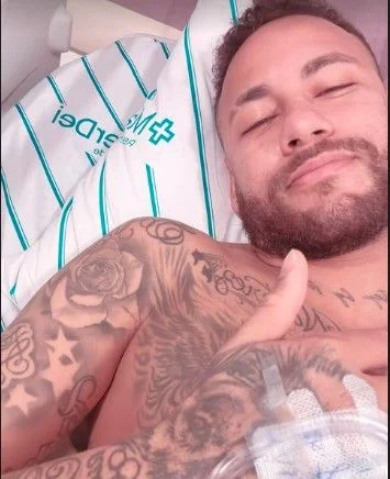 Neymar əməliyyatdan sonra paylaşım etdi - FOTO 