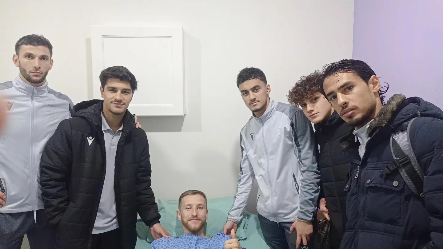 “Lerik”in futbolçusu ayağını qırdığı “Sumqayıt”ın oyunçusuna belə dəstək oldu 