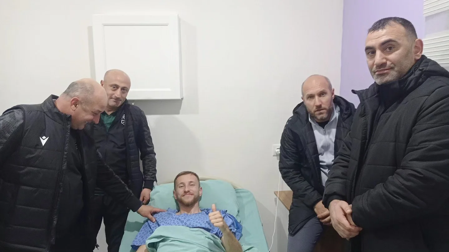 “Lerik”in futbolçusu ayağını qırdığı “Sumqayıt”ın oyunçusuna belə dəstək oldu 