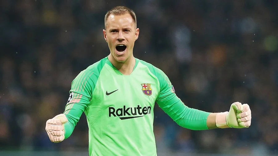 “Barselona”nın futbolçusu Fransada əməliyyat olundu 