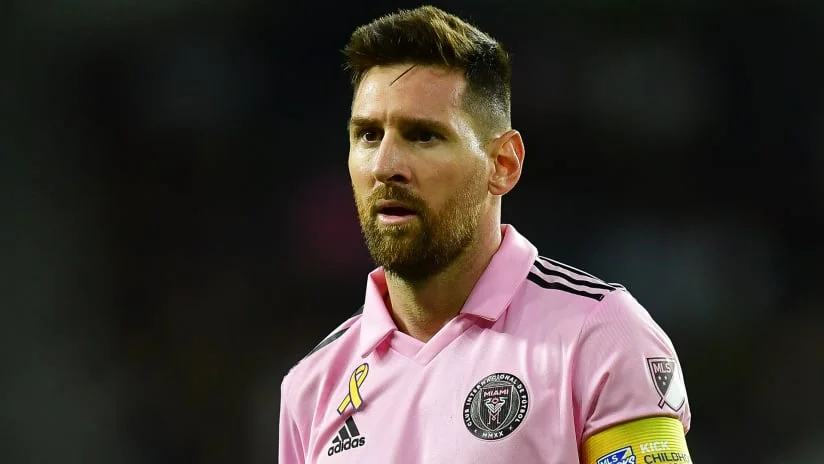 Messi yeni mövsümə Antonella ilə hazırlaşır - FOTO 