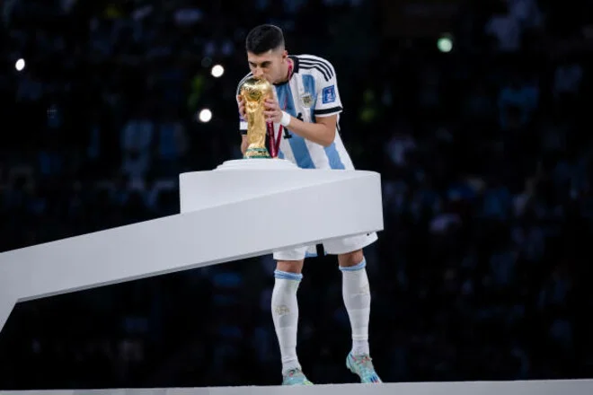 Dünya çempionu qızıl medalından məhrum ola bilər 