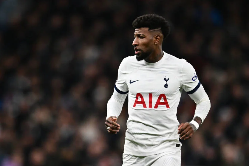 "Tottenhem" müdafiəçisini Avropa nəhənginə satır 