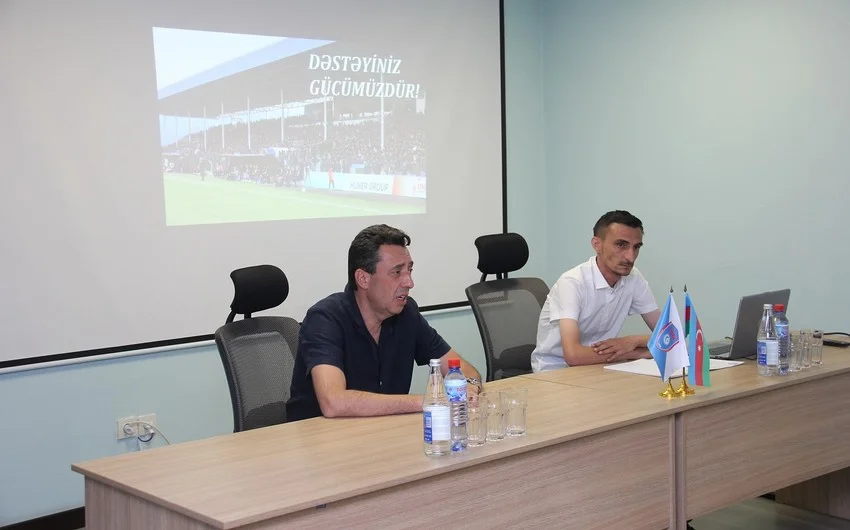 "Turan Tovuz"un İdarə Heyətinin sədri azarkeşlərlə görüşdü 