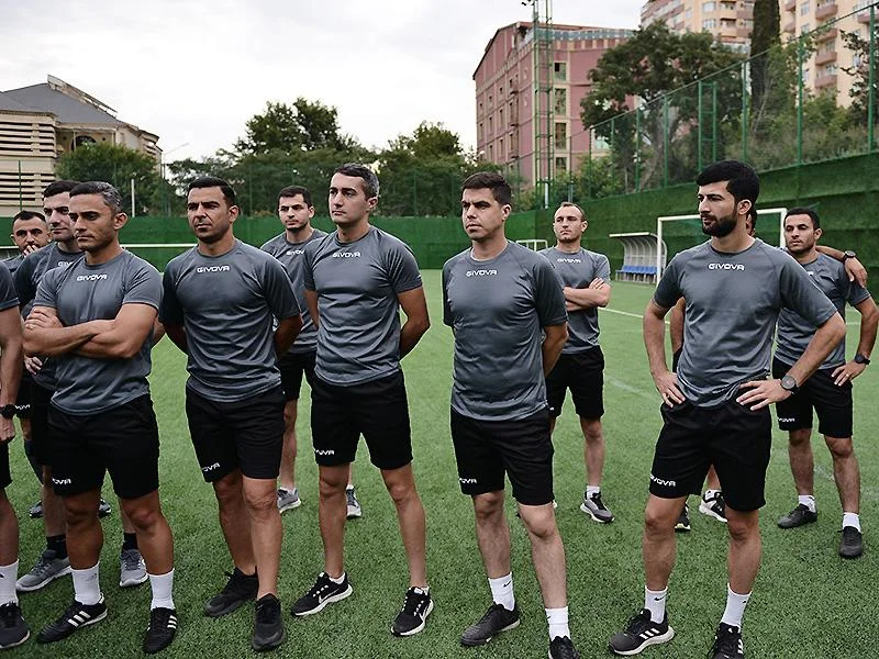 Hakimlər növbəti mövsümə belə hazırlaşırlar - FOTOLAR 