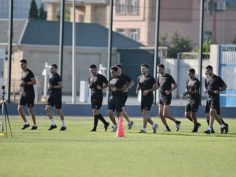 Blekere hakimləri yoxladı 