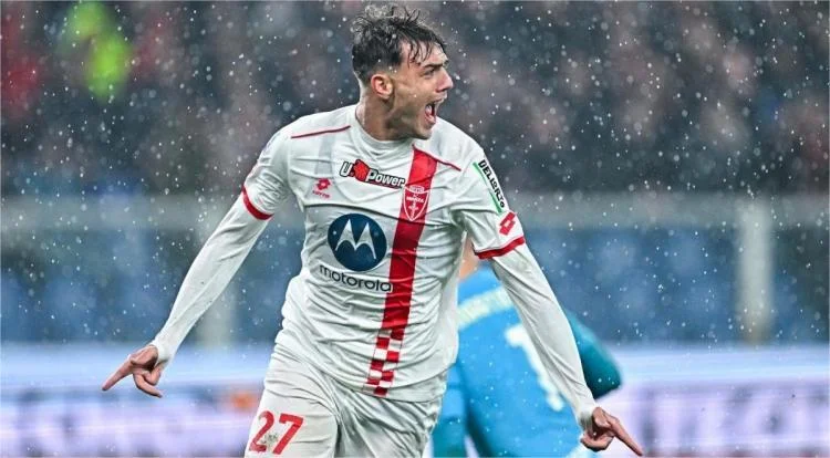 Maldini "Milan"dan ayrıldı, bu kluba keçdi 