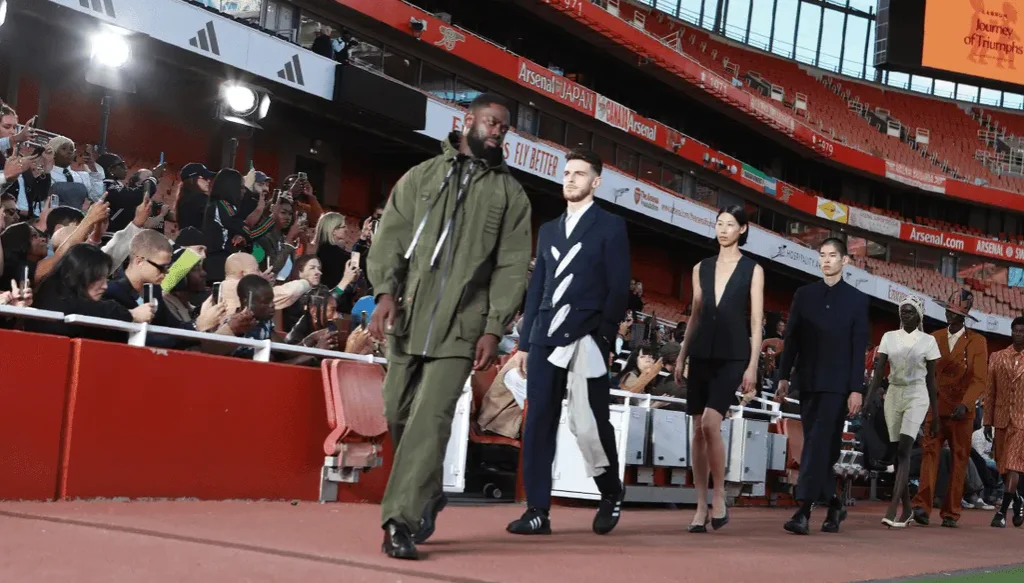 “Arsenal”ın lideri yeni "amplua"da: Onu bir də belə görün - FOTO 