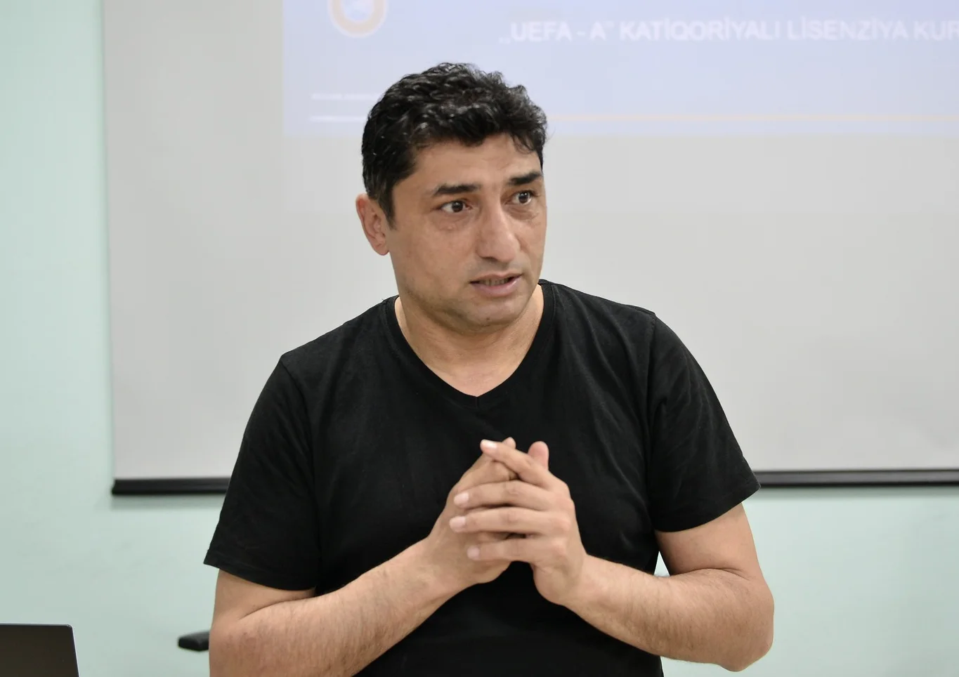 "Abasovun işinin öhdəsindən gələcəyinə inanıram" - "Neftçi"nin yerliyə tapşırılması nə vəd edir? 