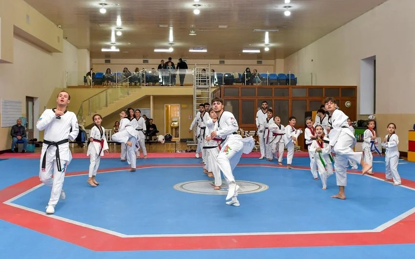 Azərbaycanın paralimpiya çempionu "ustad dərsi" keçdi 
