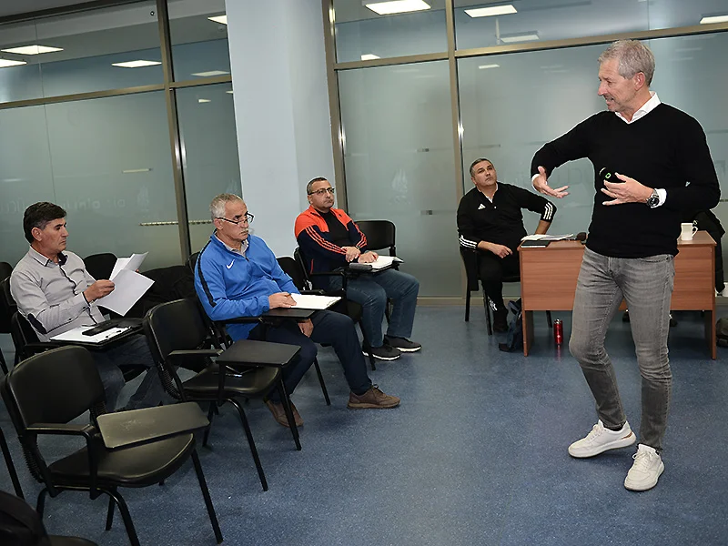 Hakimlər üçün seminar keçirildi - FOTOLAR 