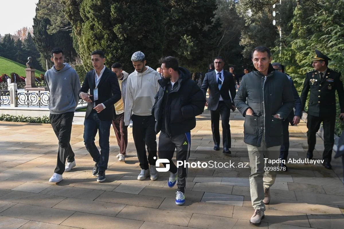 Messi Fəxri Xiyabanda - FOTOLAR 