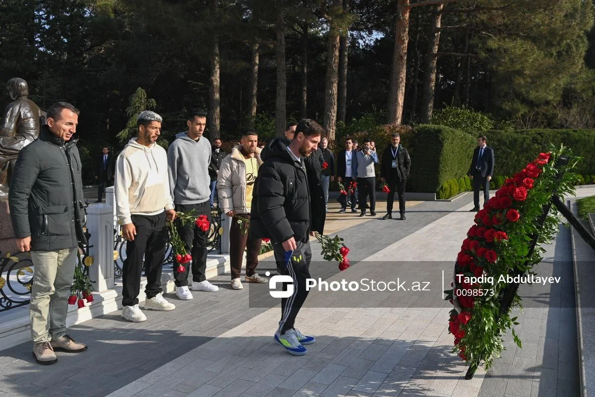 Messi Fəxri Xiyabanda - FOTOLAR 