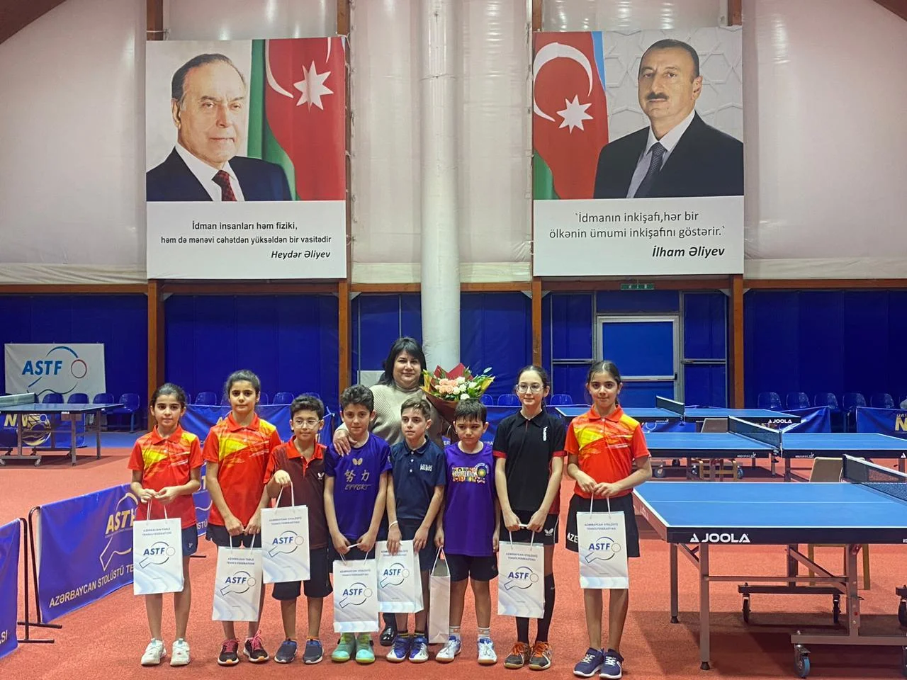 Stolüstü tennis üzrə ölkə çempionatının qalibləri bilindi 