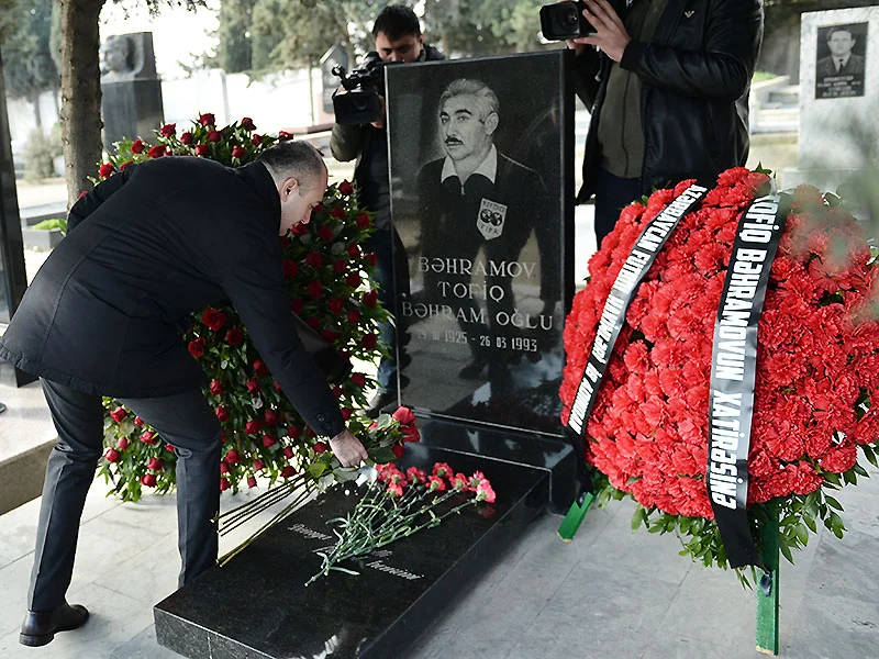 Tofiq Bəhramovun xatirəsi yad olunub - Fotolar 