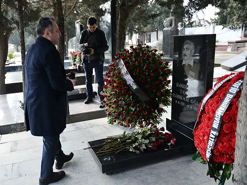 Tofiq Bəhramovun xatirəsi yad olunub - Fotolar 