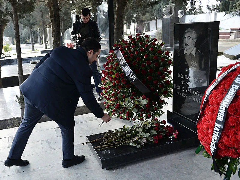 Tofiq Bəhramovun xatirəsi yad olunub - Fotolar 