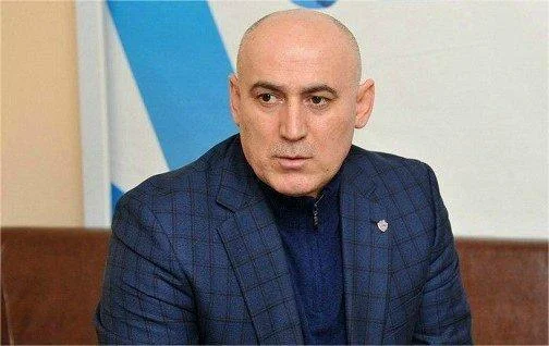 Yaşar Seyidov: "İşini bilən peşəkarlara meydan verilməlidir" 