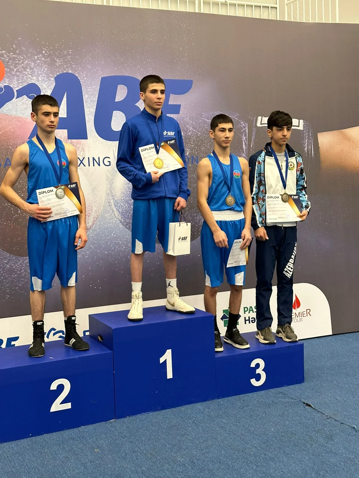 Sumqayıt boksçularından 4 medal - FOTO 