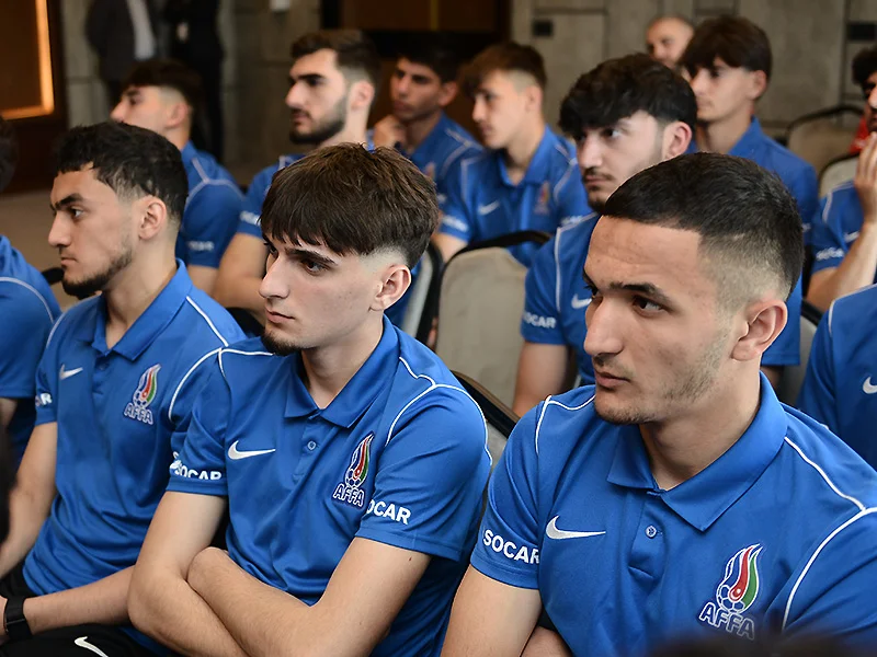 AFFA rəhbərliyi U-21-in düşərgəsini ziyarət edib 
