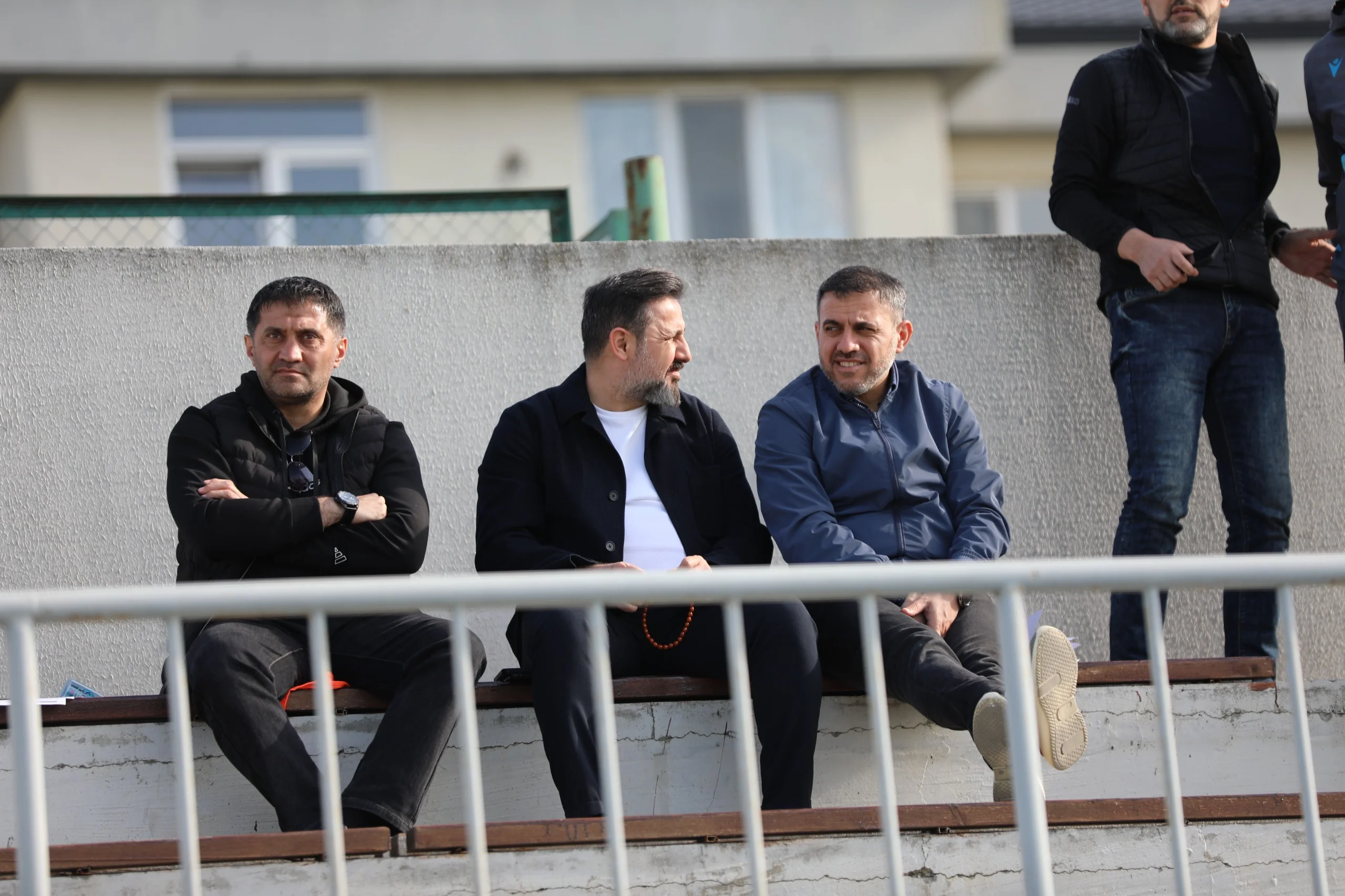 Ayxan Abbasov Əvəzedicilər Liqasının oyununu izlədi - FOTOLAR 