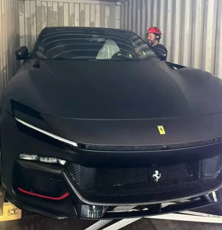 Neymar 1 milyonluq yeni avtomobilini göstərdi - FOTO 