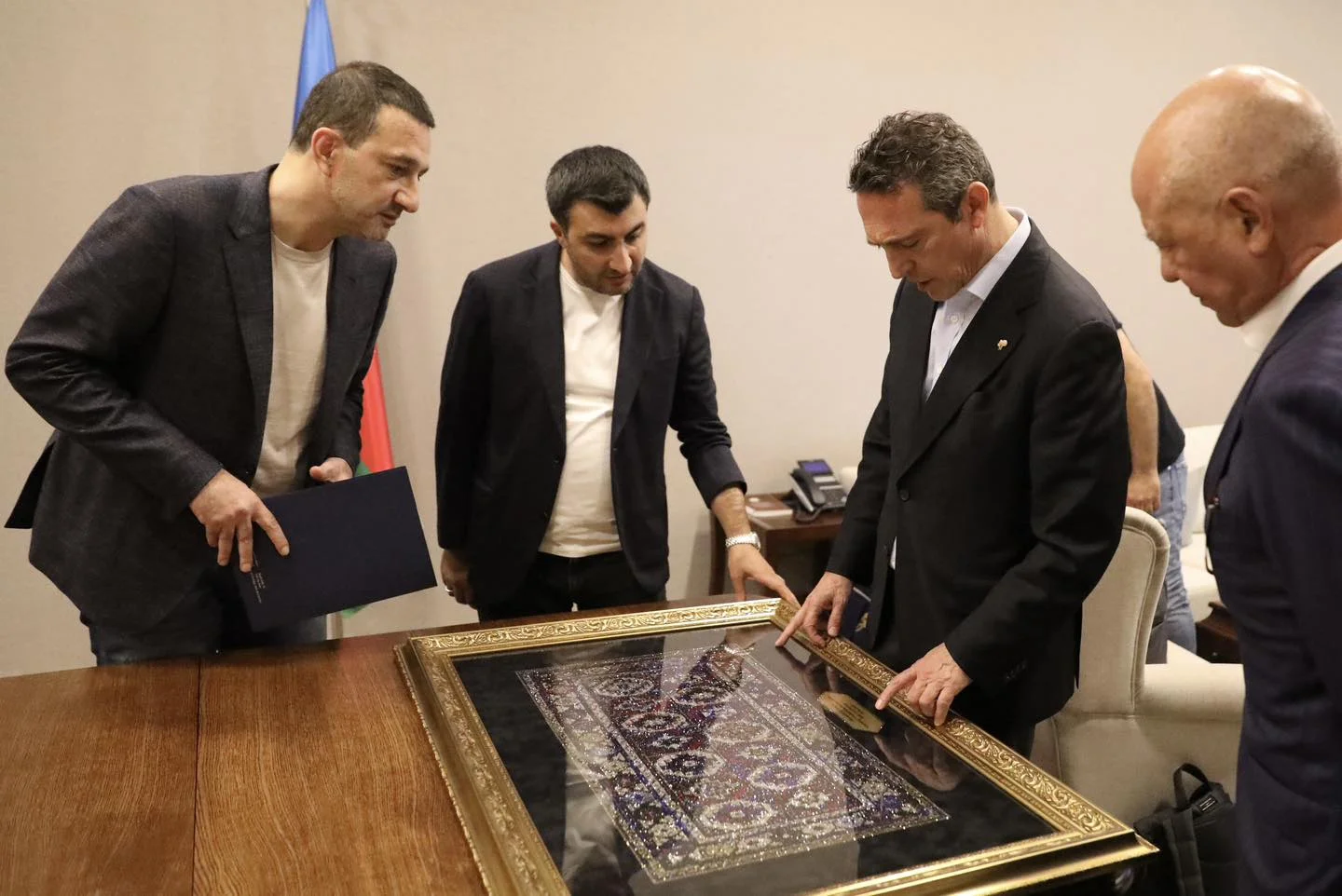 "Qarabağ" rəsmiləri "Fənərbağça"nın prezidenti ilə görüşdülər 