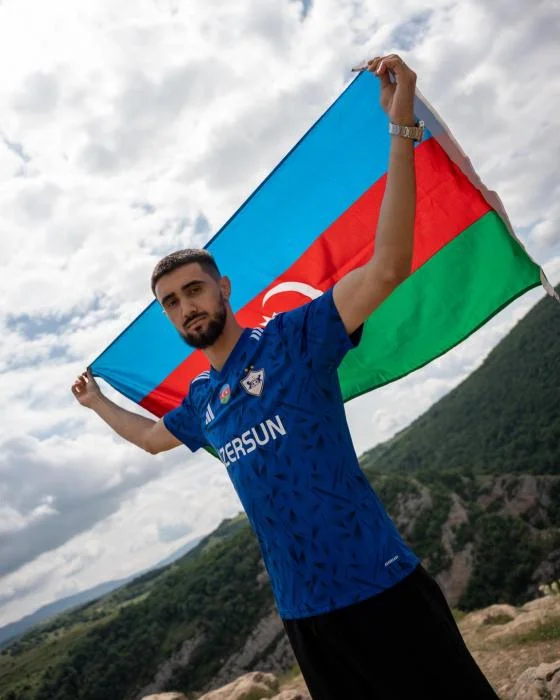 "Qarabağ" yeni formalarını Şuşada təqdim etdi - FOTO 