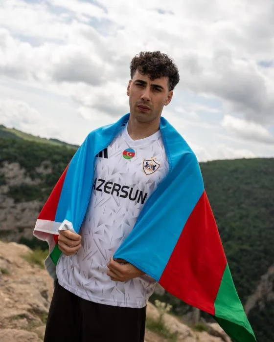 "Qarabağ" yeni formalarını Şuşada təqdim etdi - FOTO 