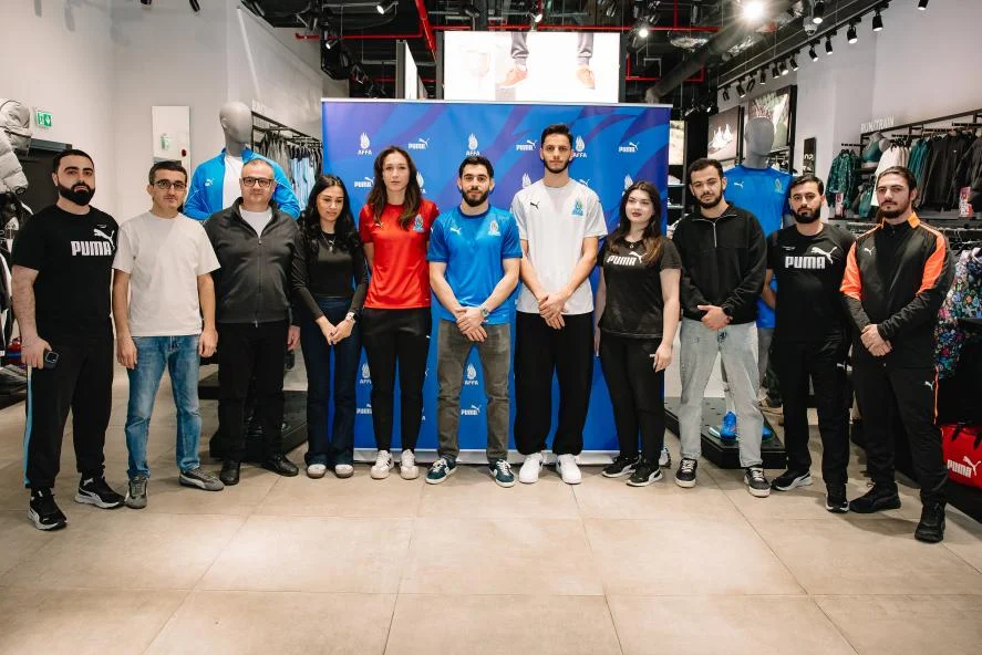 Milli komandamızın formaları “Puma” mağazalarında - Fotolar 