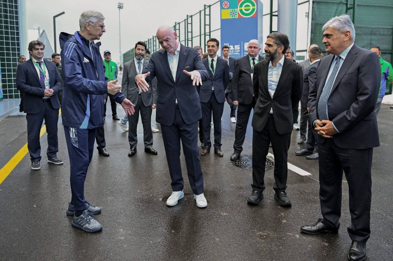 FIFA U-15 Dünya Çempionatı və Festivalı 2026-nın ilk oyun günündə rəsmilərin Hövsan Yarış Kompleksinə səfəri baş tutdu 