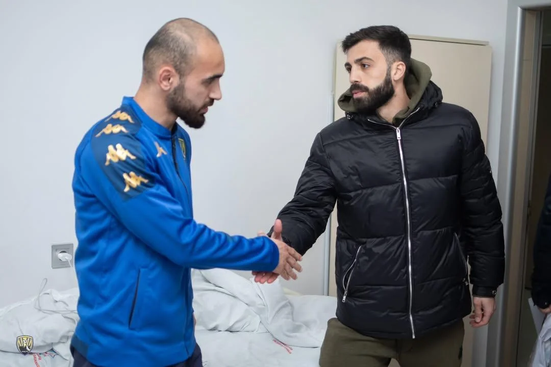 “Kəpəz” rəhbərliyi Veysəl Rzayevə baş çəkdi - ŞƏKİLLƏR 