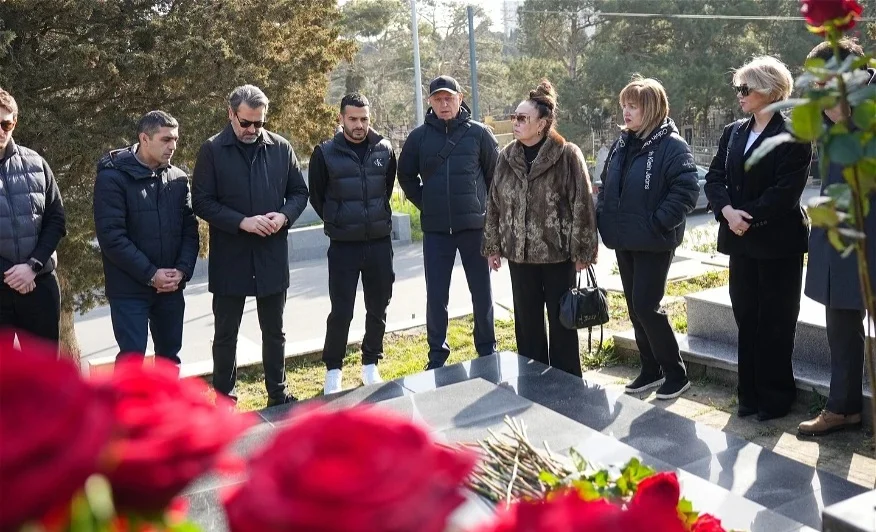 "Neftçi" Anatoli Banişevskini yad etdi 