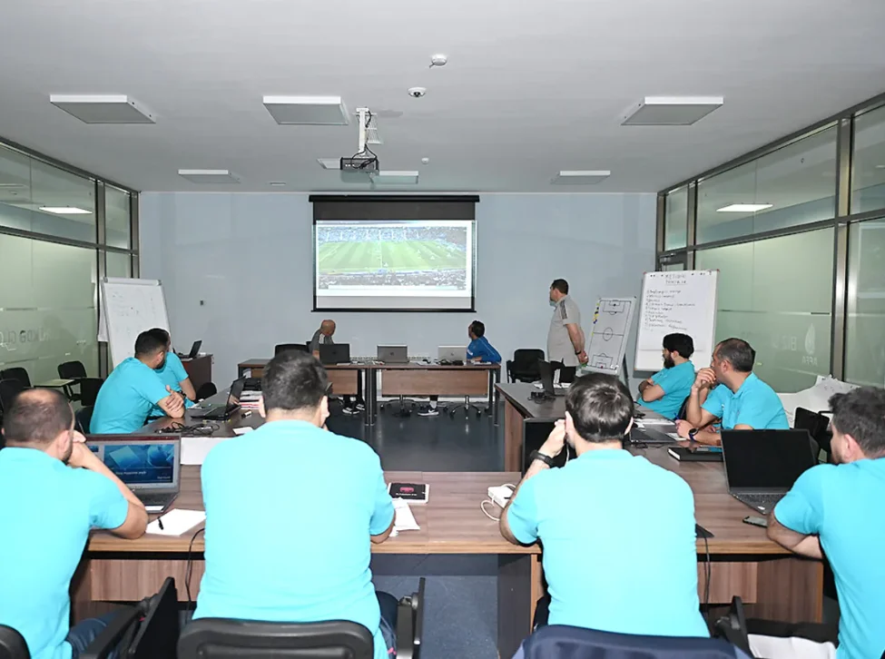 Əzizovun rəhbərliyi ilə UEFA B kateqoriyalı qapıçı məşqçisi kursunun 1-ci mərhələsi bitdi 